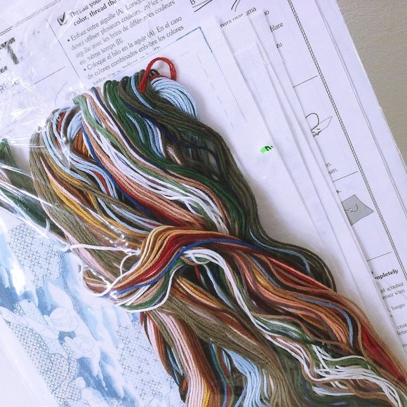 Sunset 13108 'Wintry Ride' Stamped Cross Stitch Kit DIY Project Opened Complete - Picture 7 of 7